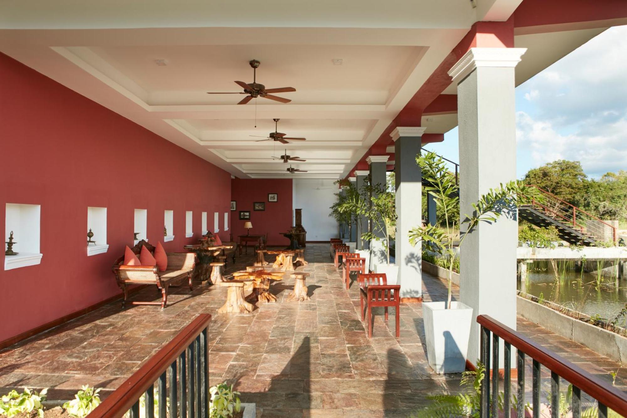 Seerock The King'S Domain Sigiriya Exterior photo